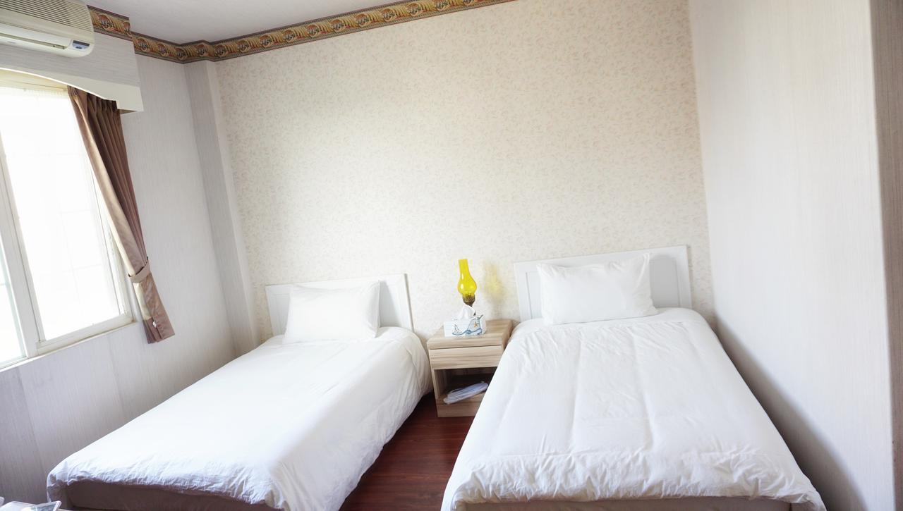 Red Roof B&B Jinhu Exterior foto